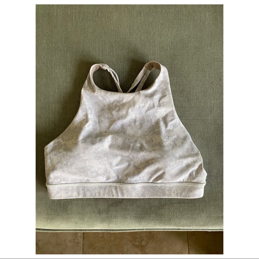 Lululemon High Neck Sports bra